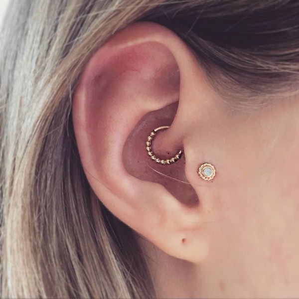 Piercingi uha: U trendu i varijacije u Piercingsu uha