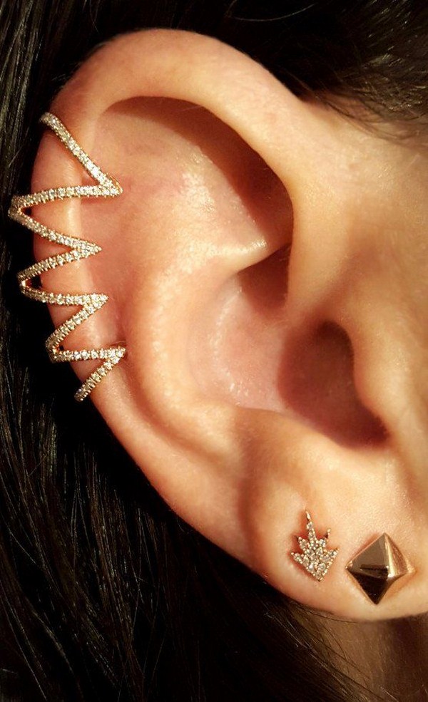 Piercingi uha: U trendu i varijacije u Piercingsu uha